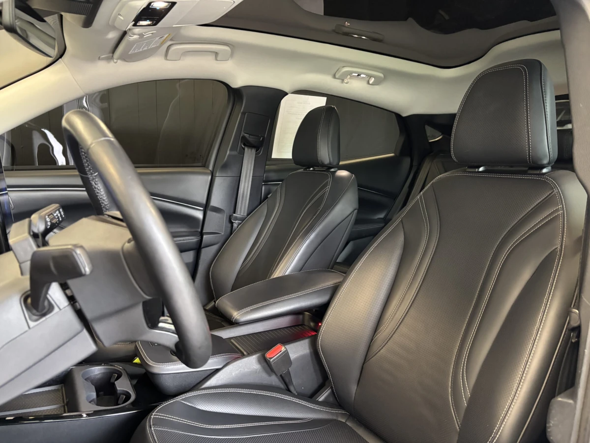 2021 Ford Mustang Mach-E Premium AWD - Photo 8
