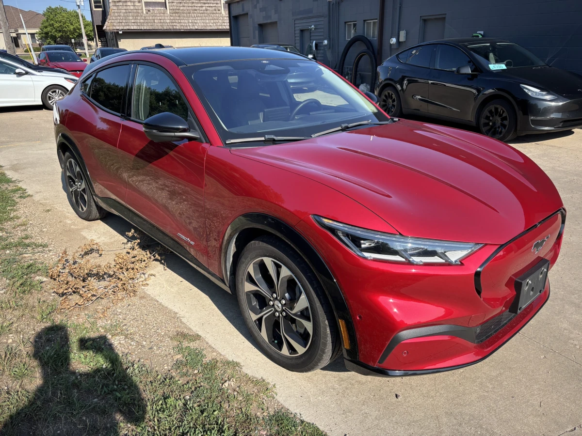 2021 Ford Mustang Mach-E Premium RWD - Photo 3