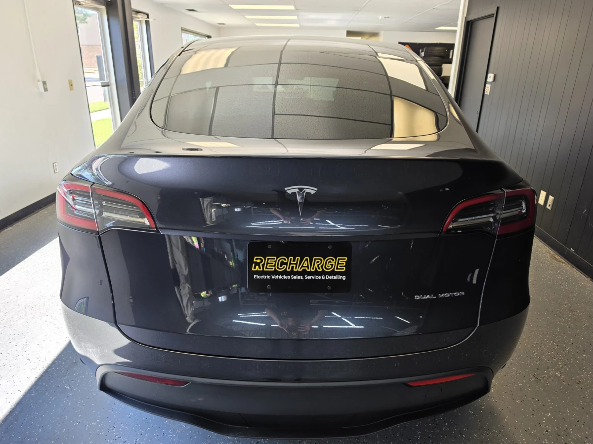 2024 Tesla Model Y Long Range - Photo 5