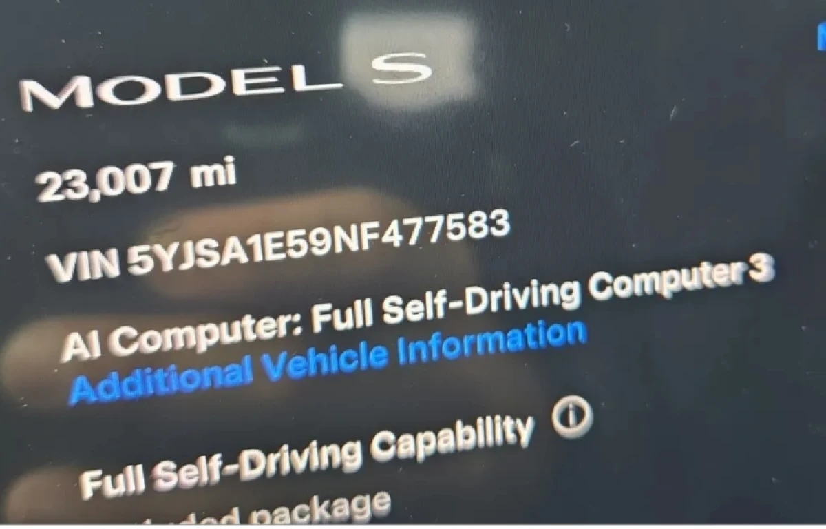 2022 Tesla Model S Long Range - Photo 7