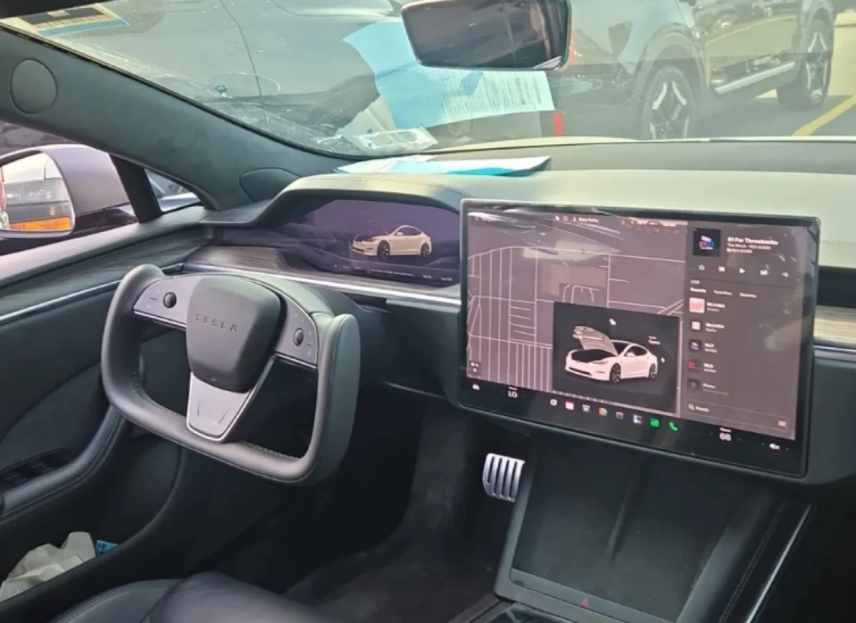 2022 Tesla Model S Long Range - Photo 4