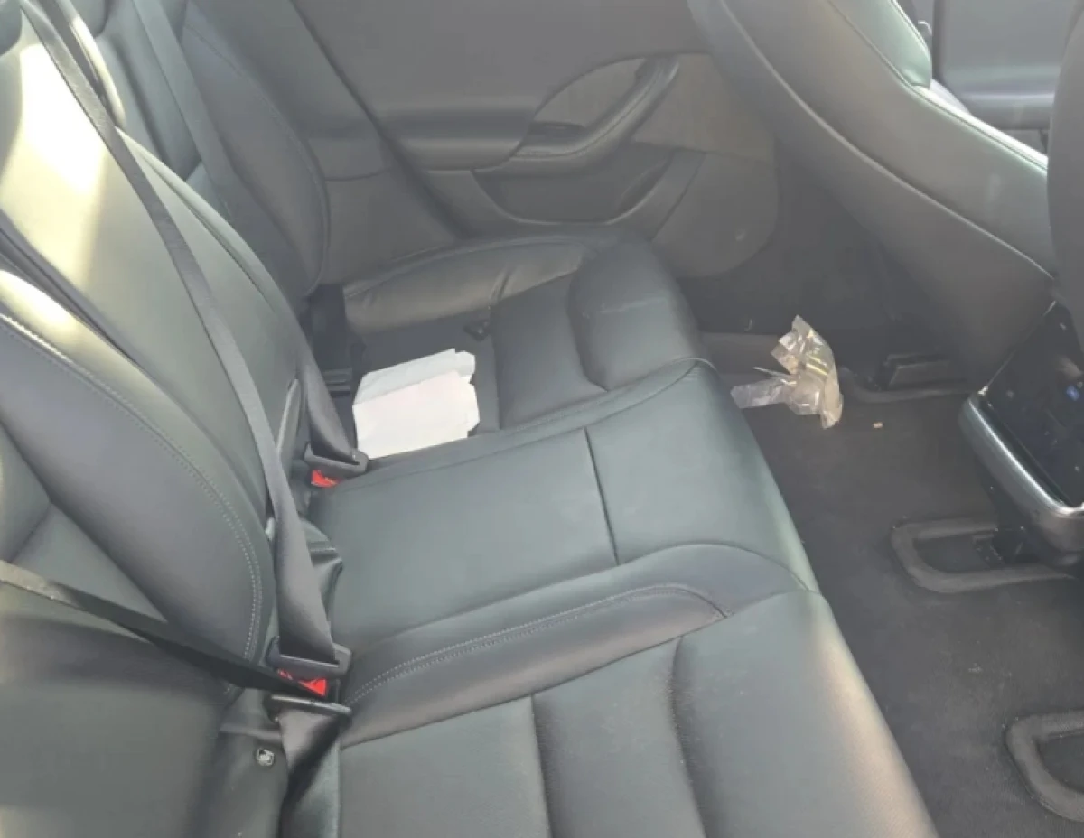 2022 Tesla Model S Long Range - Photo 6