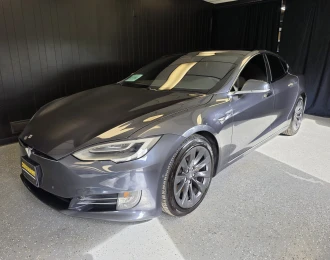2020 Tesla Model S