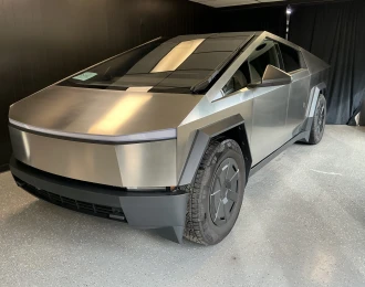 2025 Tesla Cybertruck Base