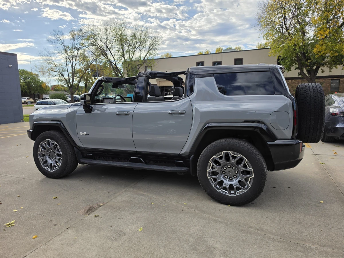 2025 GMC HUMMER EV 3X - Photo 11